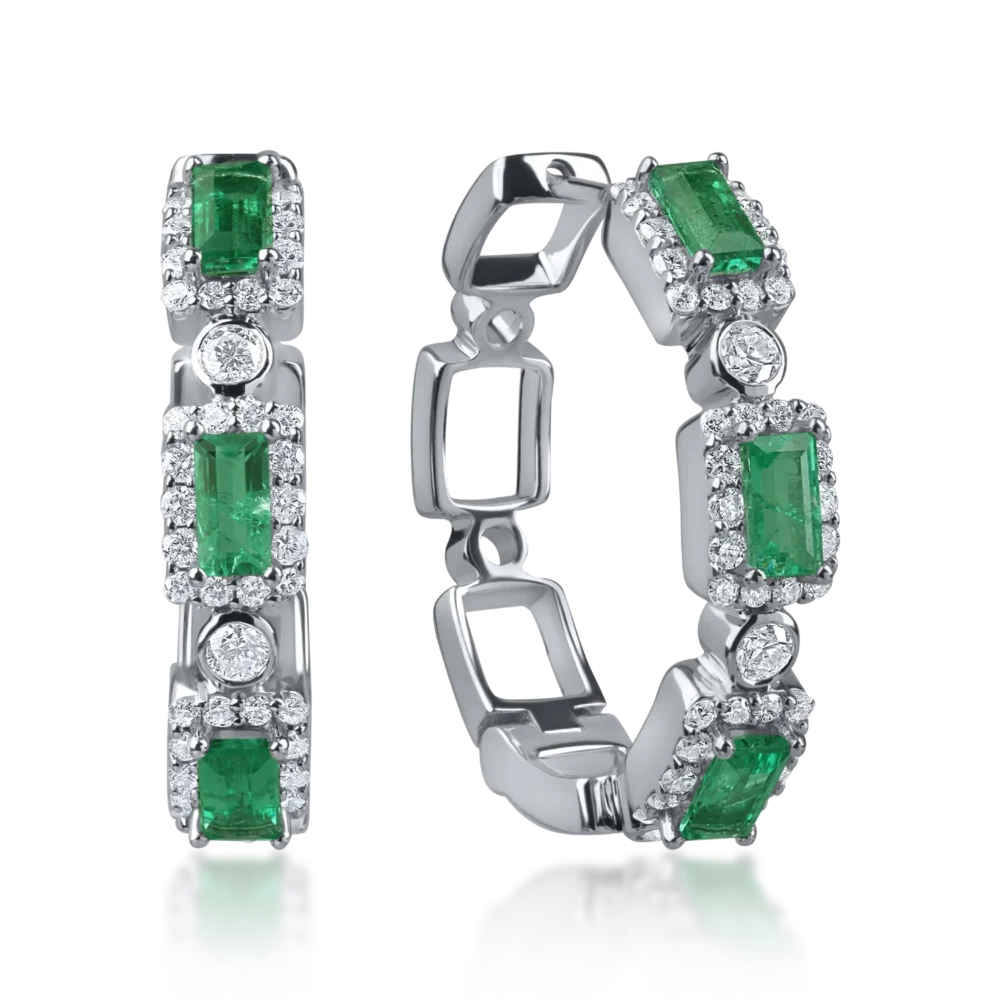 Cercei on ear din aur alb cu smaralde rectangulare de 0.7ct si diamante de 0.5ct