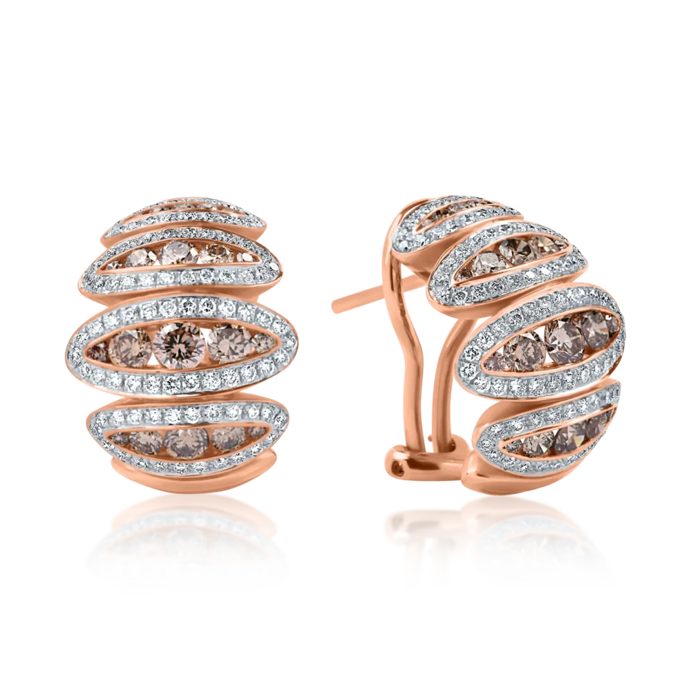 Cercei on ear din aur alb-roz cu diamante maro si incolore de 2.1ct