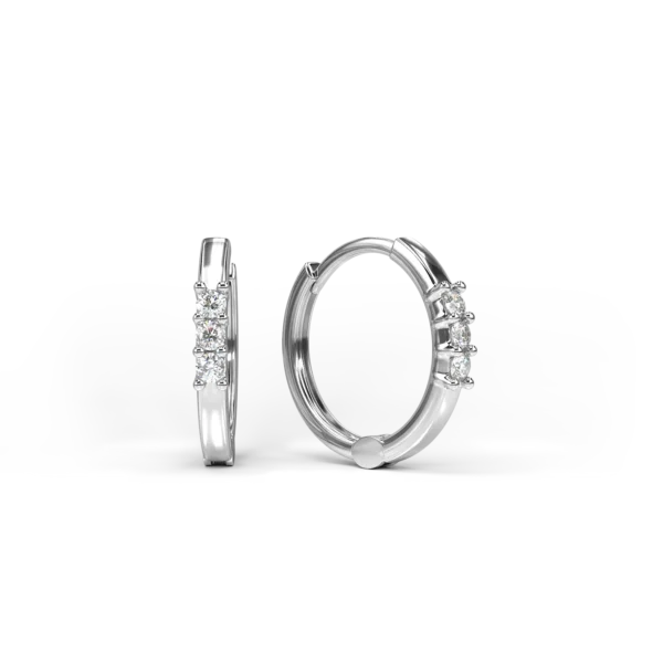 Cercei pentru copii din aur alb cu diamante de 0.054ct