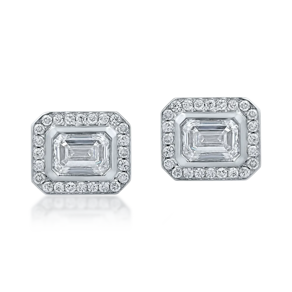 Cercei stud geometrici din aur alb cu diamante emerald si rotunde de 0.7ct - imagine 2