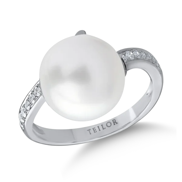 Inel din aur alb cu diamante de 0.24ct si perla de cultura