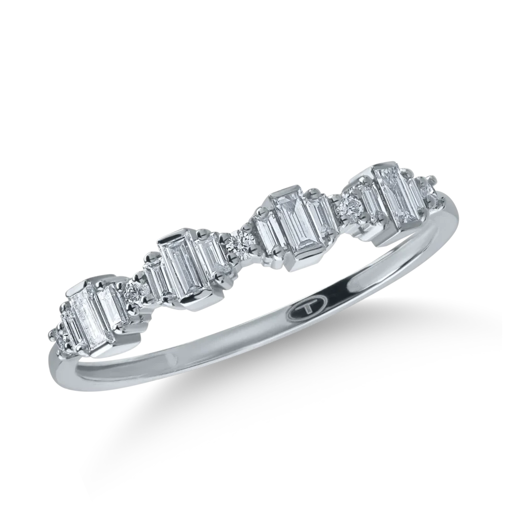 Inel din aur alb cu diamante baguette de 0.2ct