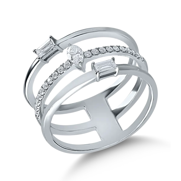 Inel din aur alb cu diamante marquise, baguette si rotunde de 0.33ct