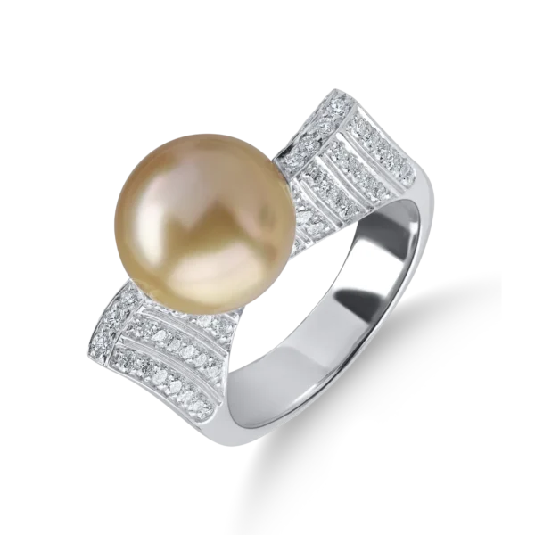 Inel din aur alb cu diamante de 0.6ct si perla de cultura