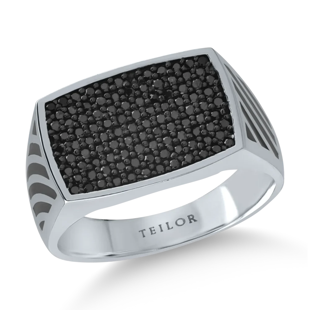 Inel din aur alb cu diamante negre de 0.58ct pentru barbati