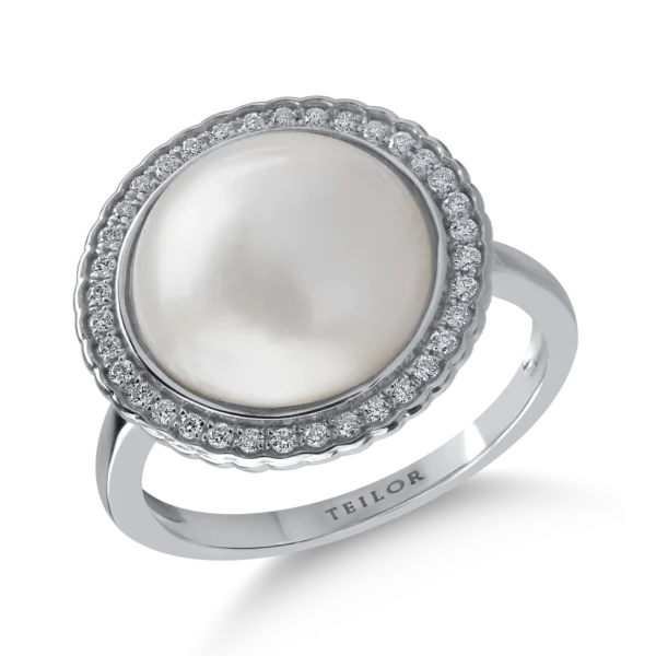 Inel din aur alb cu perla de cultura de 4.36ct si diamante de 0.173ct