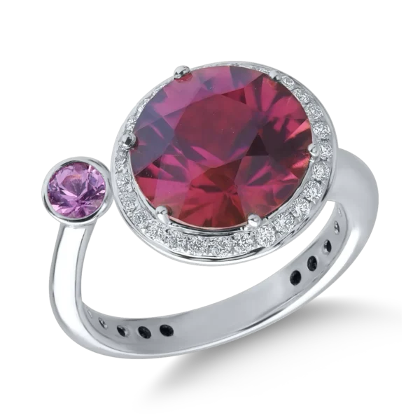 Inel din aur alb cu pietre pretioase si semipretioase de 4.56ct