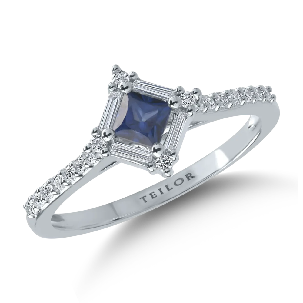Inel din aur alb cu safir princess de 0.3ct si diamante de 0.18ct