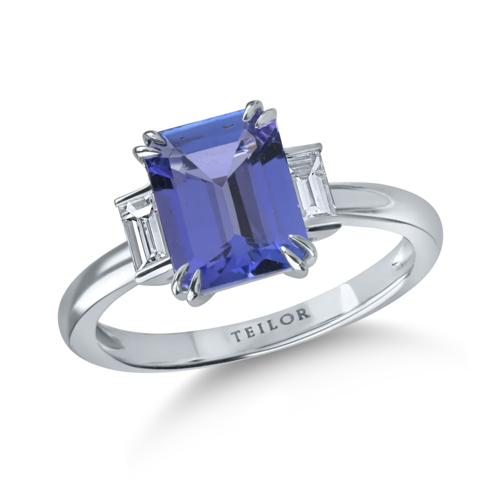 Inel din aur alb cu tanzanit octogonal de 2.1ct si diamante de 0.2ct