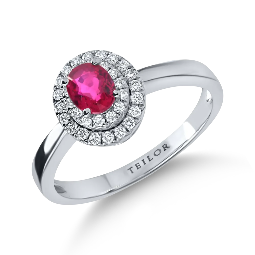 Inel din aur alb cu un rubin oval si diamante de 0.7ct