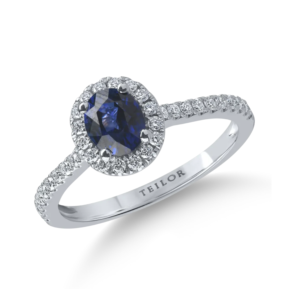 Inel din aur alb cu un safir oval de 0.8ct si diamante de 0.2ct