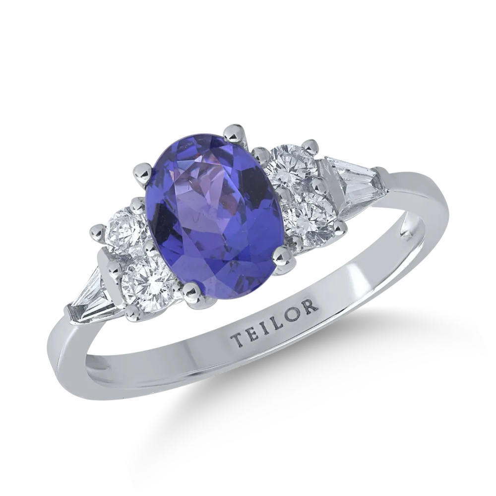 Inel din aur alb cu tanzanit oval de 1.3ct si diamante de 0.4ct