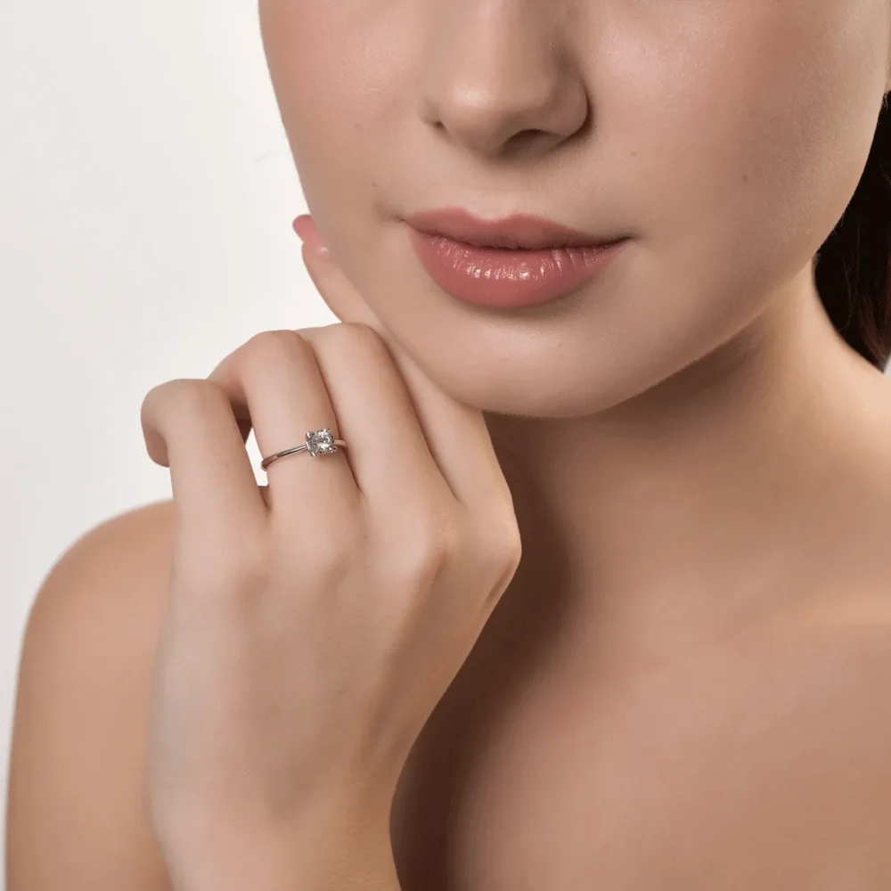 Inel din aur alb cu diamant de 0.18ct - imagine 4