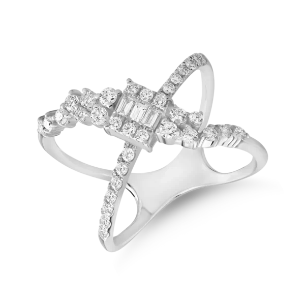 Inel din aur alb cu diamante baguette si rotunde de 0.7ct