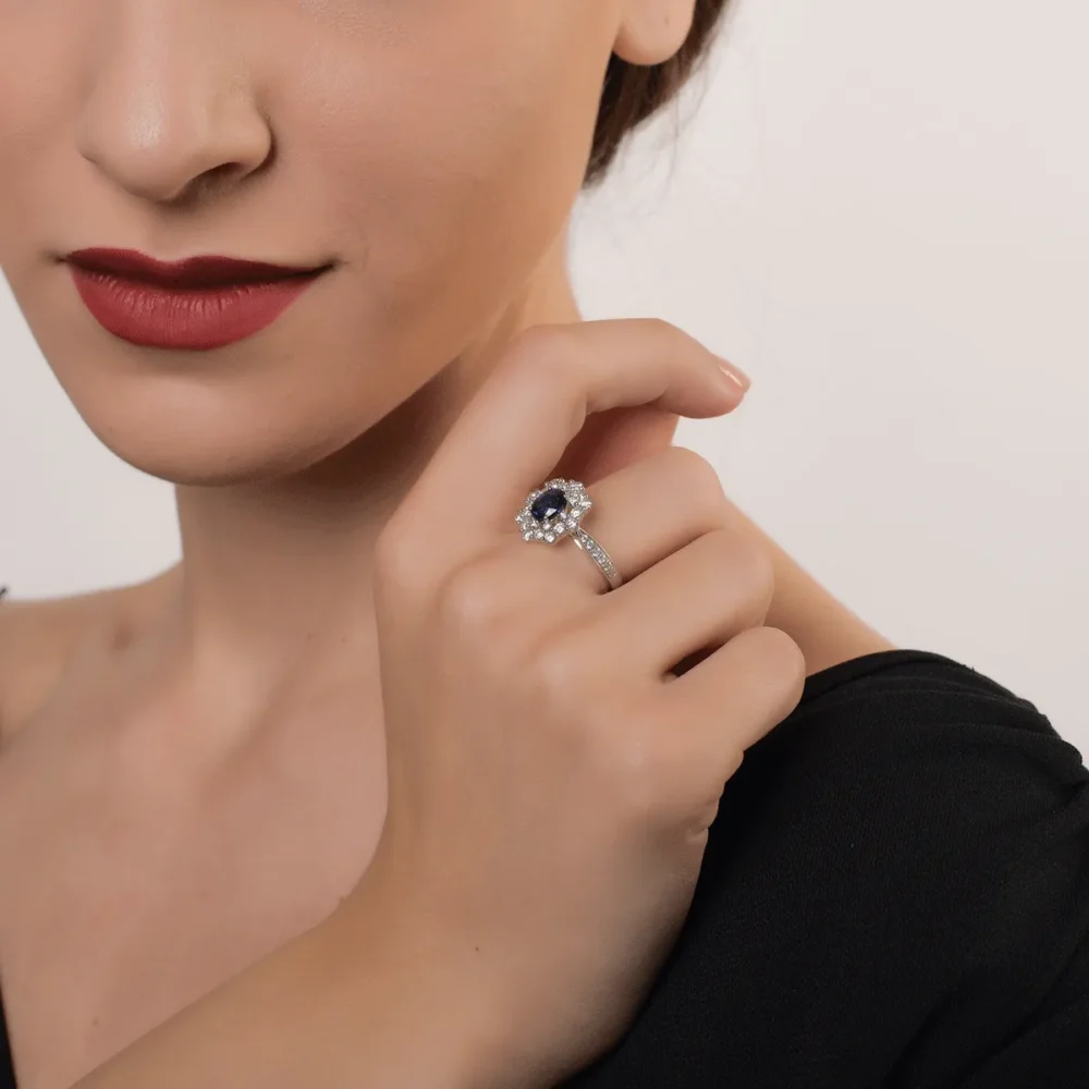 Inel din aur alb cu safir oval de 1.2ct si diamante de 1ct - imagine 4