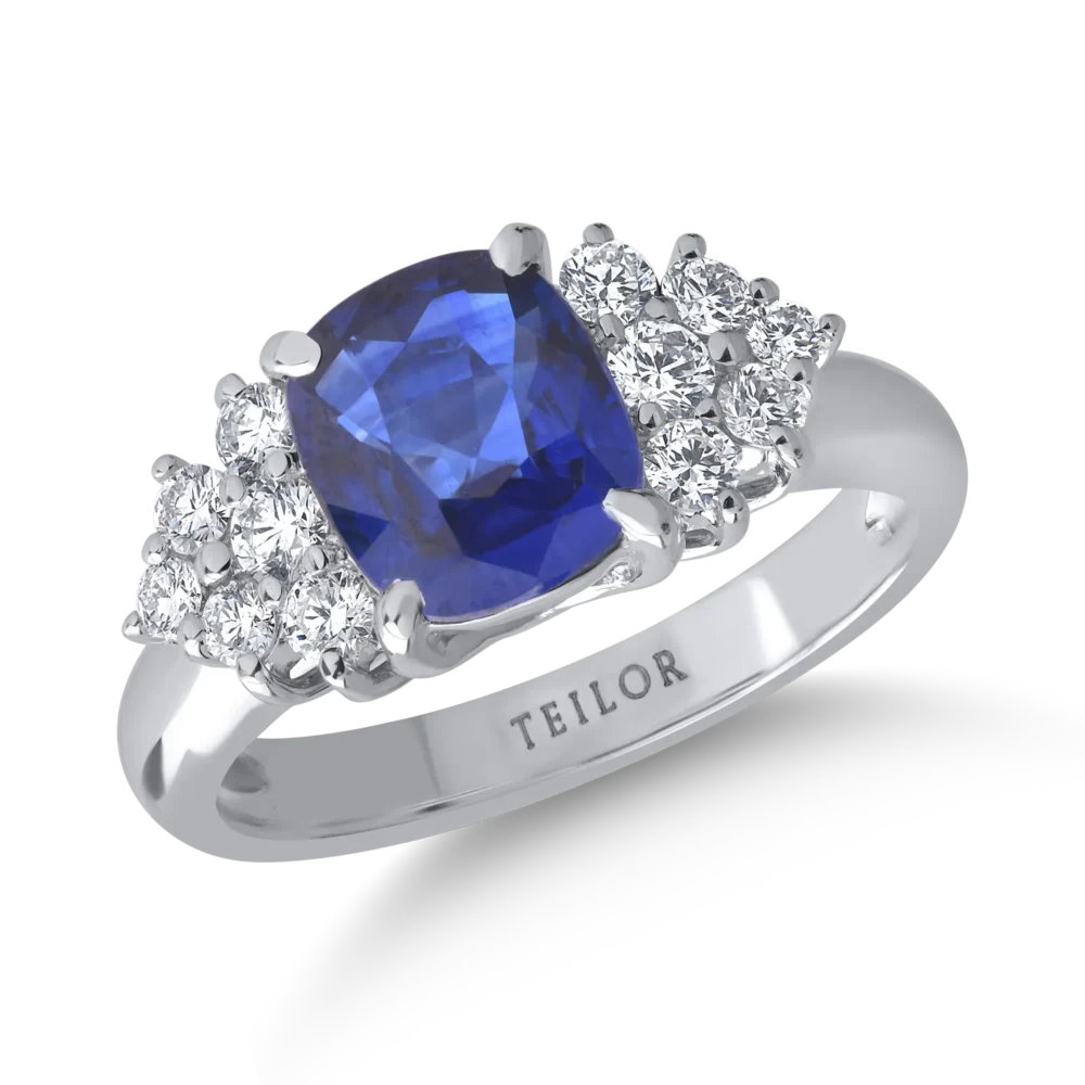 Inel din aur alb cu safir cushion de 2ct si diamante de 0.4ct