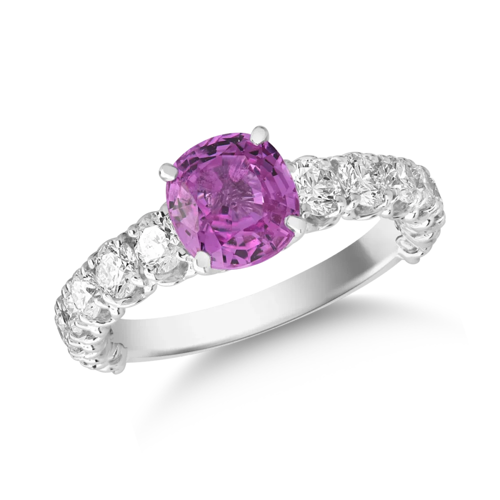 Inel din aur alb cu safir roz oval de 1.3ct si diamante de 1.2ct