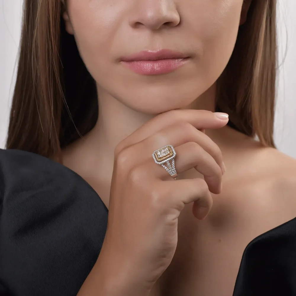 Inel din aur alb-galben cu diamante fancy galbene si diamante incolore princess si rotunde de 1.7ct - imagine 3