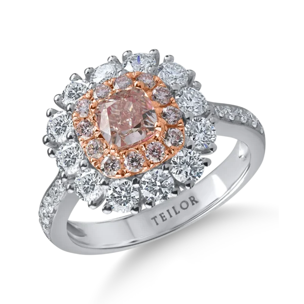 Inel din aur alb-roz cu un diamant fancy roz cushion de 0.7ct si diamante roz si incolore de 1.5ct