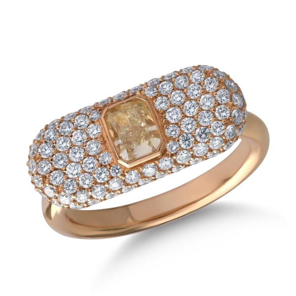 Inel din aur roz cu diamant fancy galben cushion de 0.6ct si diamante de 0.9ct