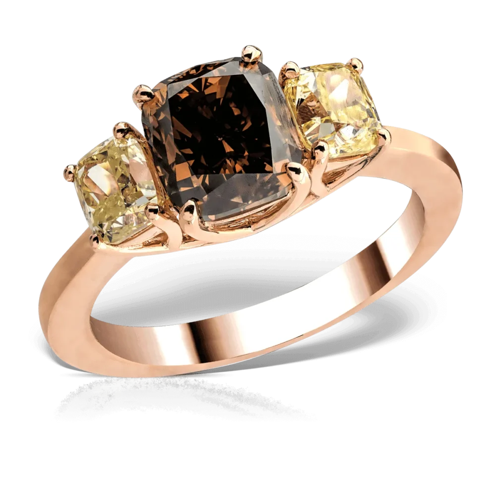 Inel din aur roz cu diamant maro rectangular de 2.62ct si diamante galbene de 1.3ct