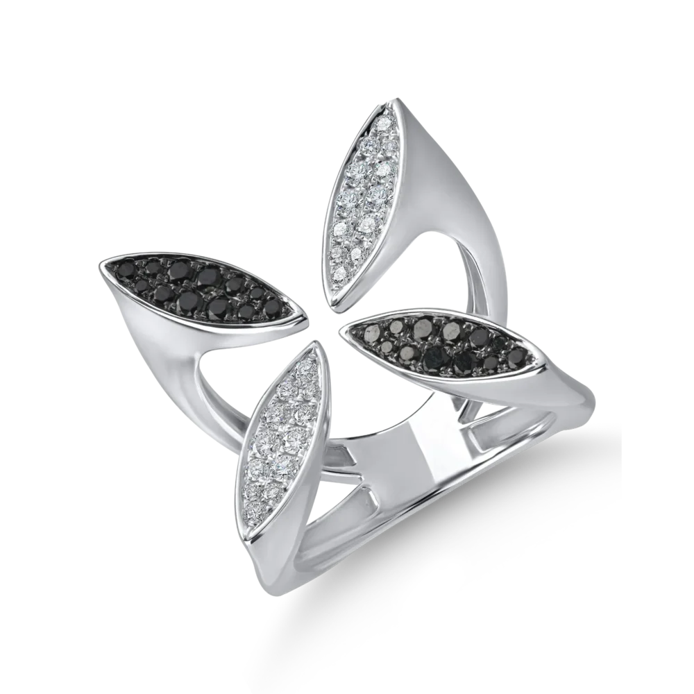 Inel geometric din aur alb cu diamante de 0.6ct