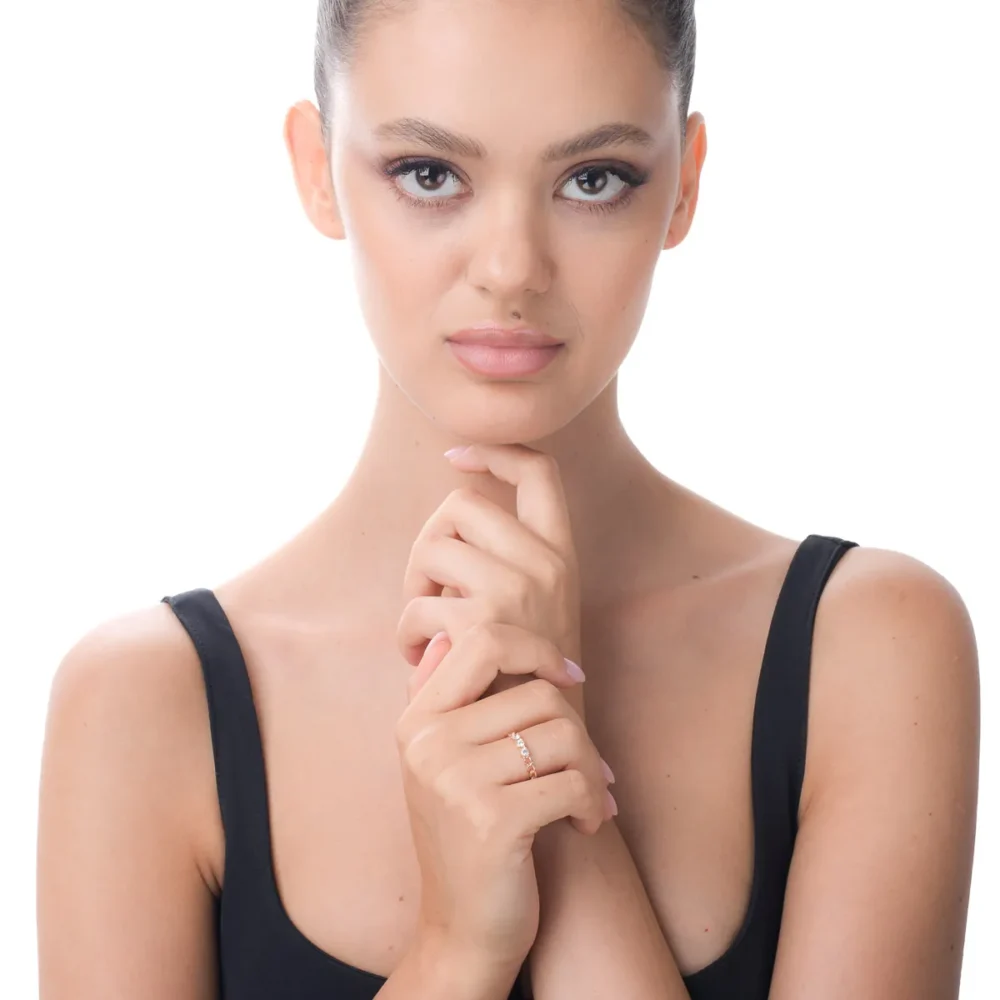 Inel impletit din aur roz cu zirconii - imagine 3