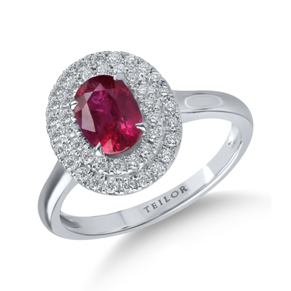 Inel oval din aur alb cu un rubin oval de 1ct si diamante de 0.2ct