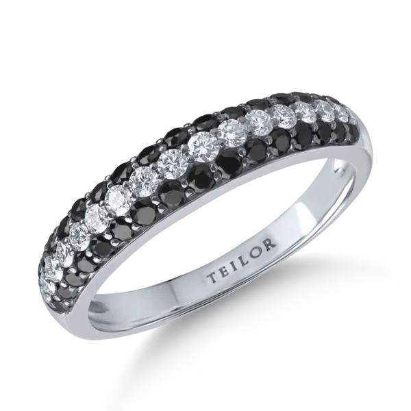 Inel semi eternity din aur alb cu diamante de 0.7ct