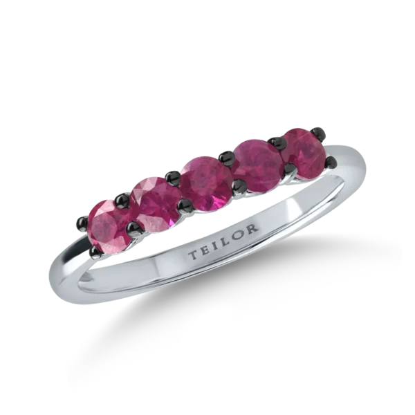 Inel semi eternity din aur alb cu rubine de 0.8ct