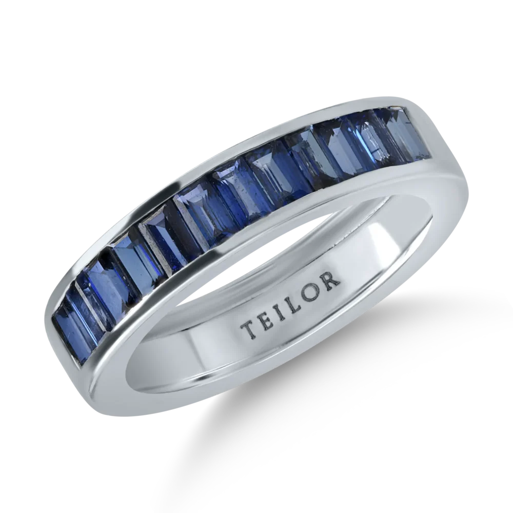 Inel semi eternity din aur alb cu safire baguette de 1.7ct