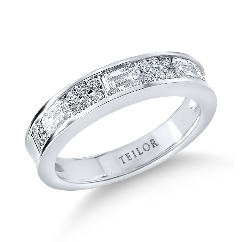 Inel semieternity din aur alb cu diamante emerald si rotunde de 0.8ct