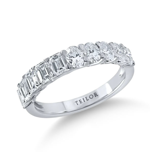 Inel semieternity din aur alb cu diamante emerald si ovale de 1.6ct