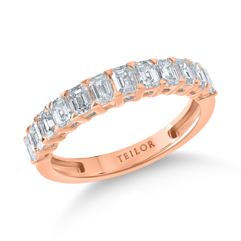 Inel semieternity din aur roz cu diamante emerald de 1.5ct