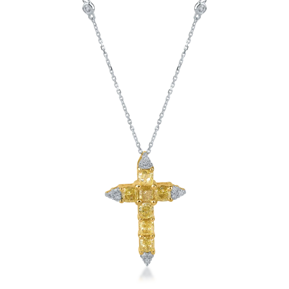 Lant cu pandantiv cruce din aur alb-galben cu diamante cushion si rotunde de 2.78ct