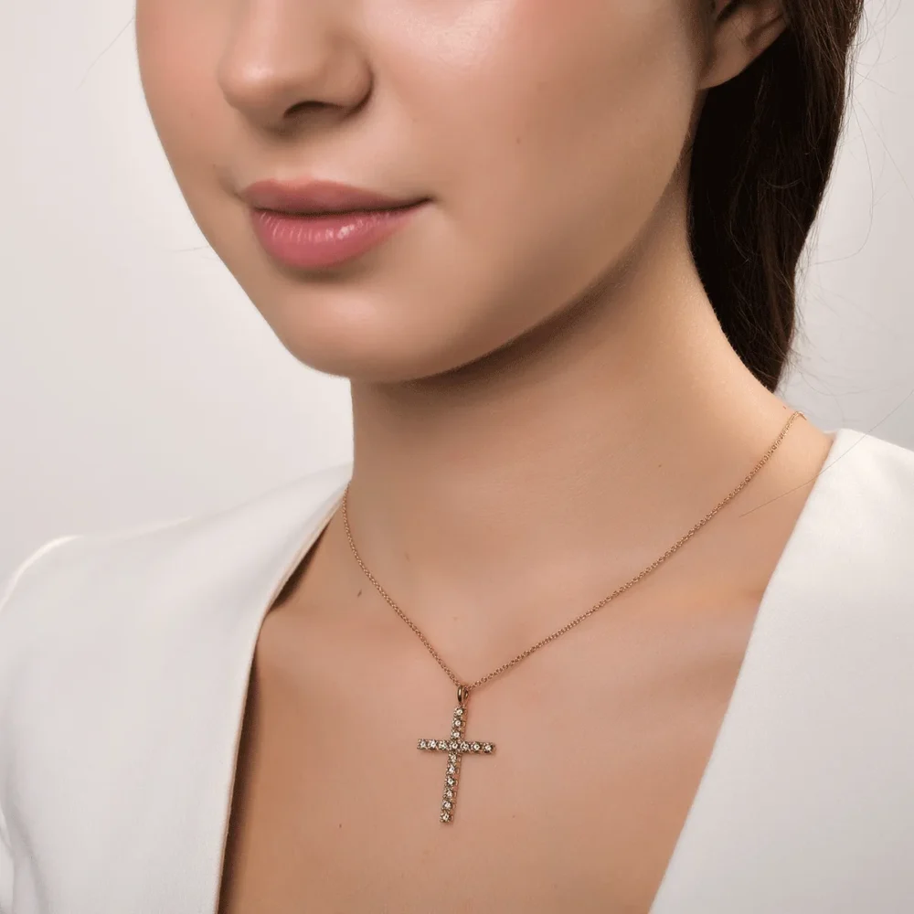 Lant cu pandantiv cruce din aur roz cu diamante maro de 1.35ct - imagine 4