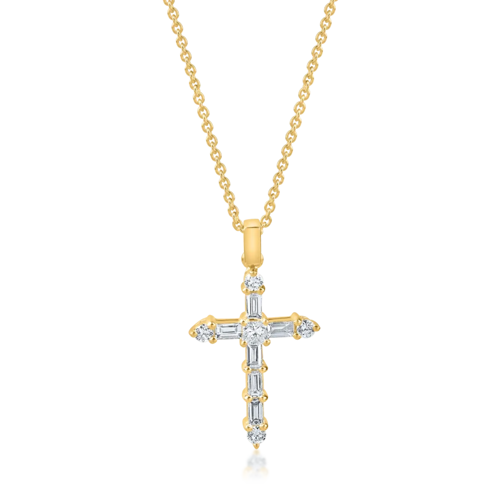 Lant cu pandantiv cruciulita din aur galben cu diamante baguette, princess si rotunde de 0.4ct