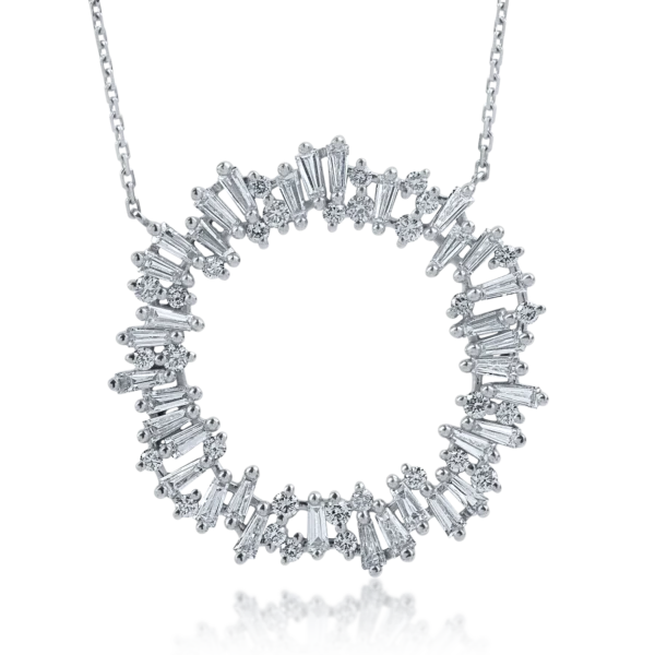 Lant cu pandantiv din aur alb cu diamante baguette de 0.217ct