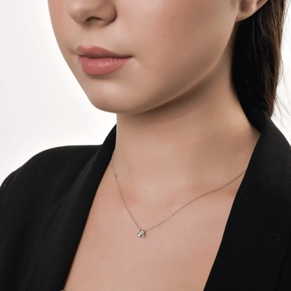 Lant cu pandantiv din aur alb cu diamant de 0.041ct - imagine 4