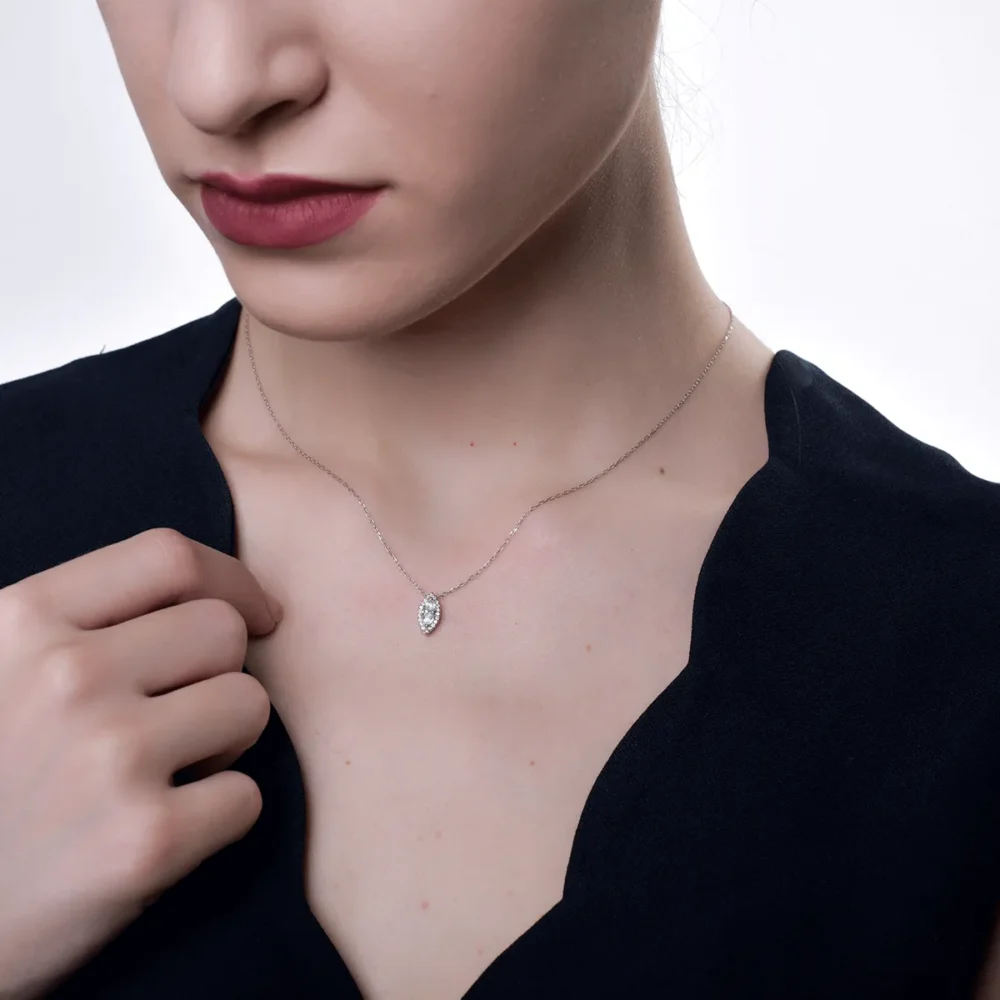 Lant cu pandantiv din aur alb cu diamante marquise si rotunde de 0.41ct - imagine 4