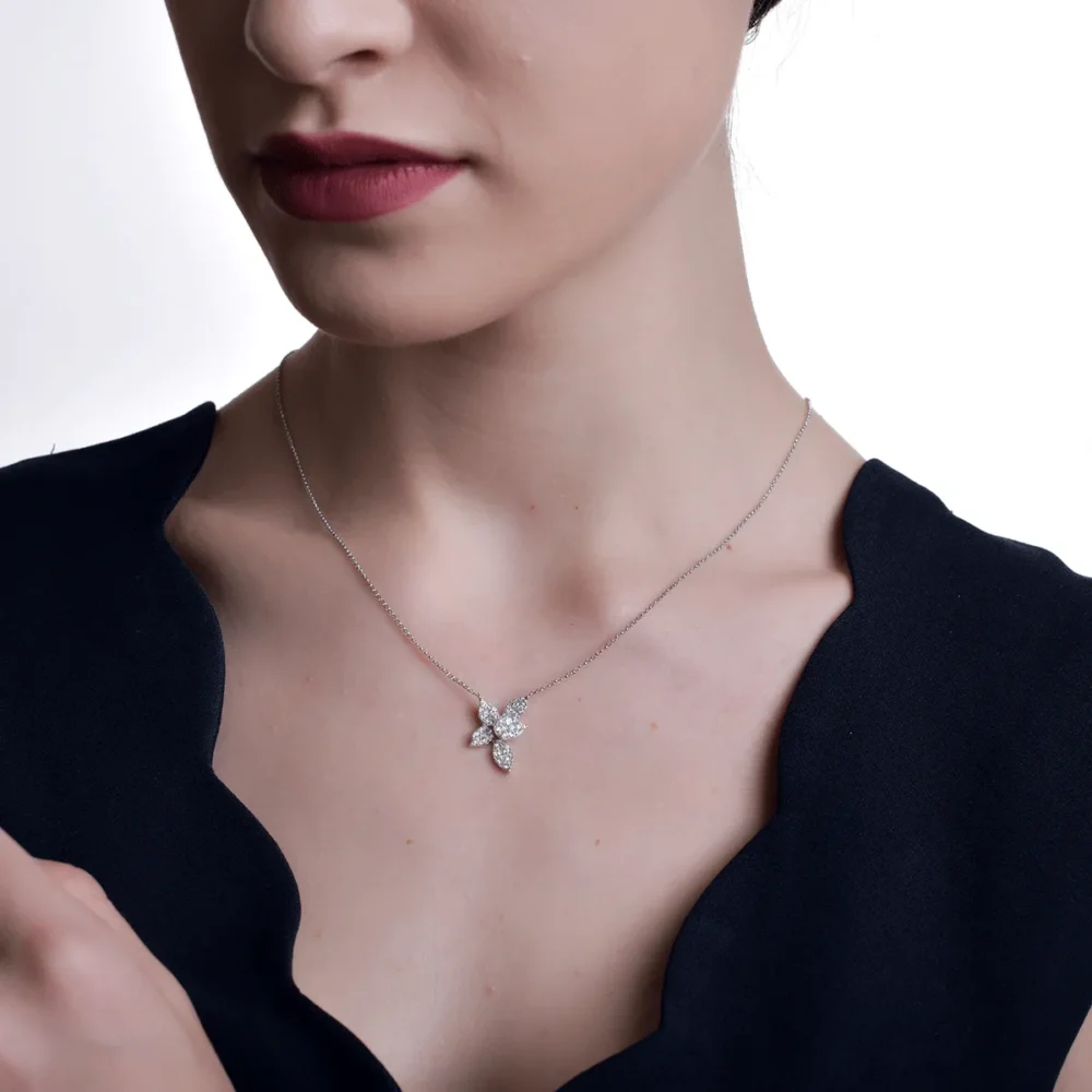 Lant cu pandantiv din aur alb cu diamante de 0.94ct - imagine 4