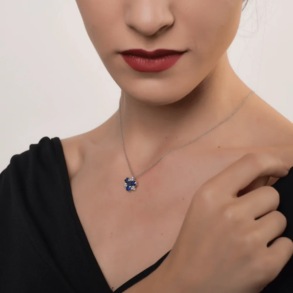 Lant cu pandantiv din aur alb cu safire ovale de 1.65ct si diamante de 0.17ct - imagine 4