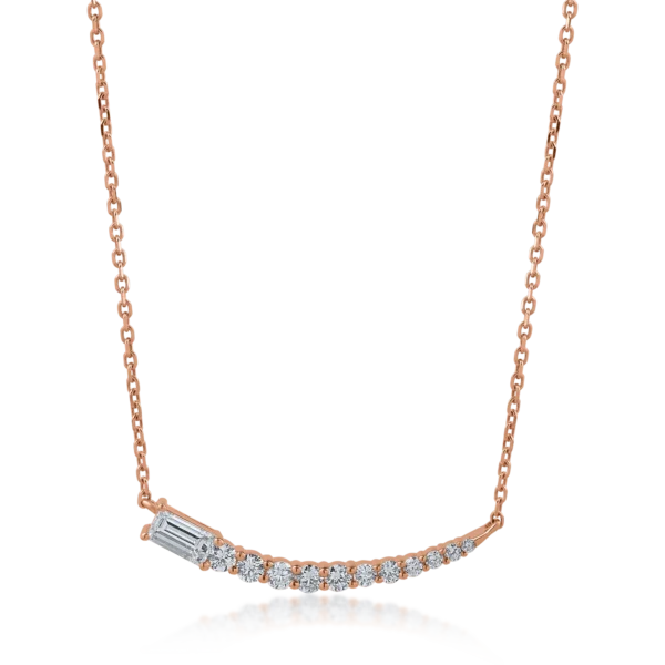 Lant cu pandantiv din aur roz cu diamante baguette si rotunde de 0.51ct
