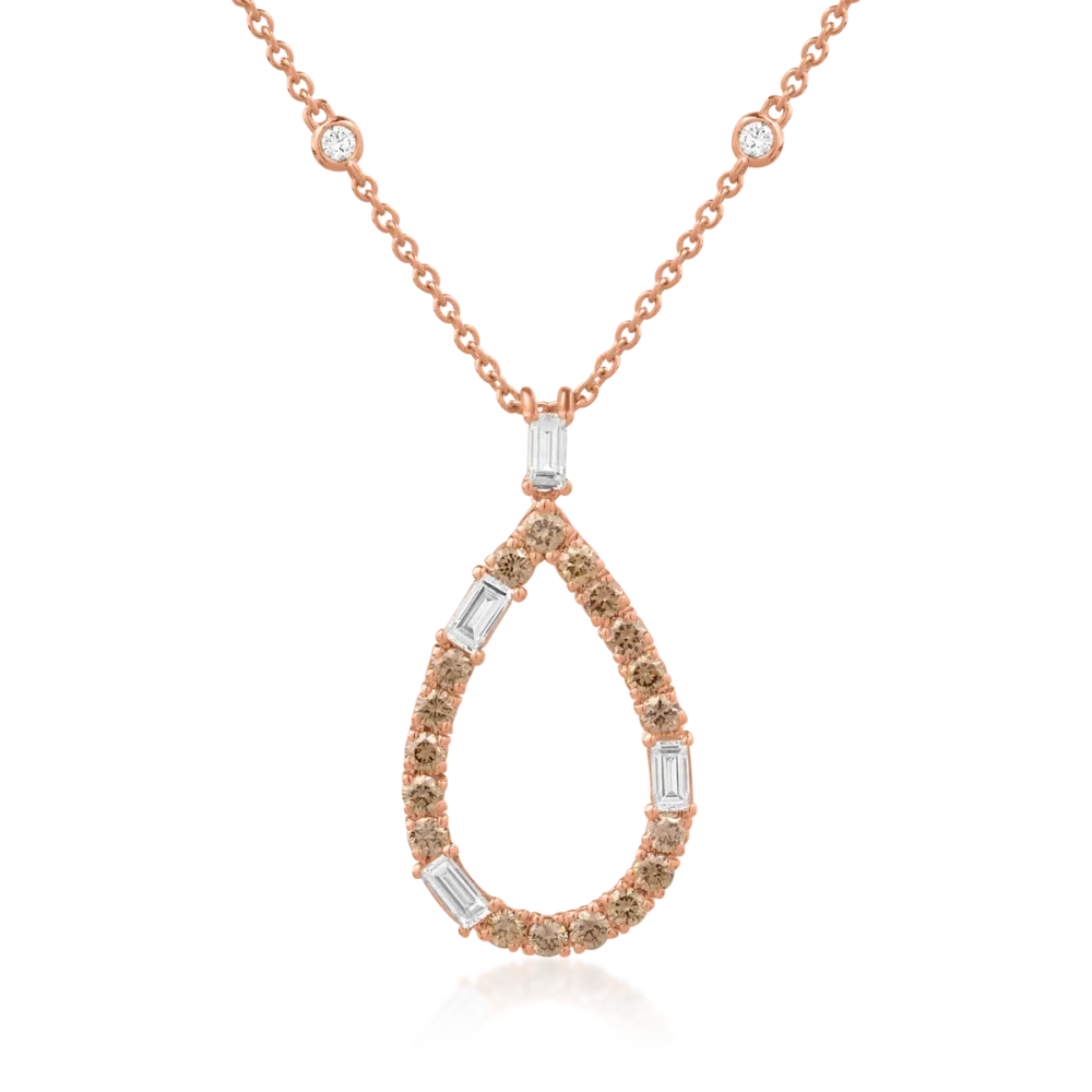 Lant cu pandantiv din aur roz cu diamante maro si diamante incolore baguette si rotunde de 1.41ct