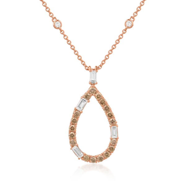 Lant cu pandantiv din aur roz cu diamante maro si diamante incolore baguette si rotunde de 1.41ct