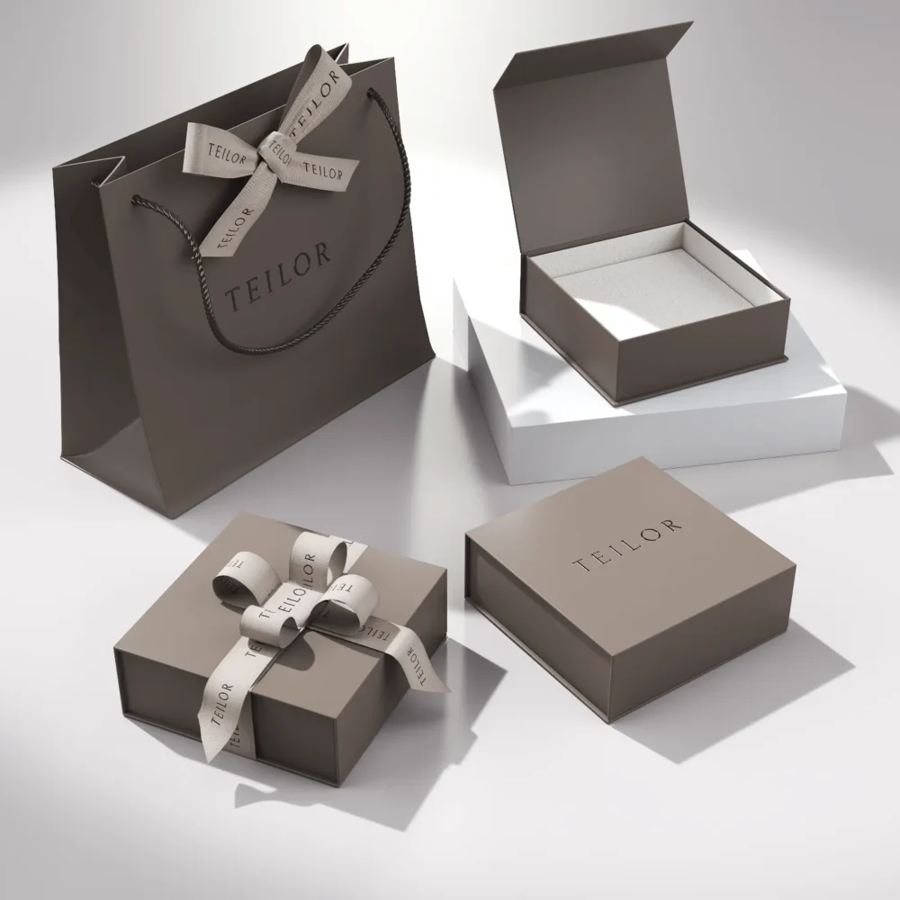 Lant cu pandantiv minimalist din aur alb cu zirconia solitaire - imagine 4