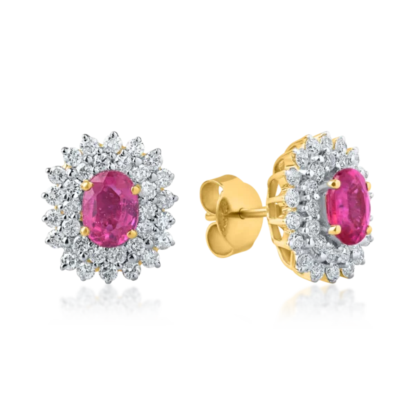 Cercei din aur alb-galben cu rubine ovale si diamante de 3.4ct