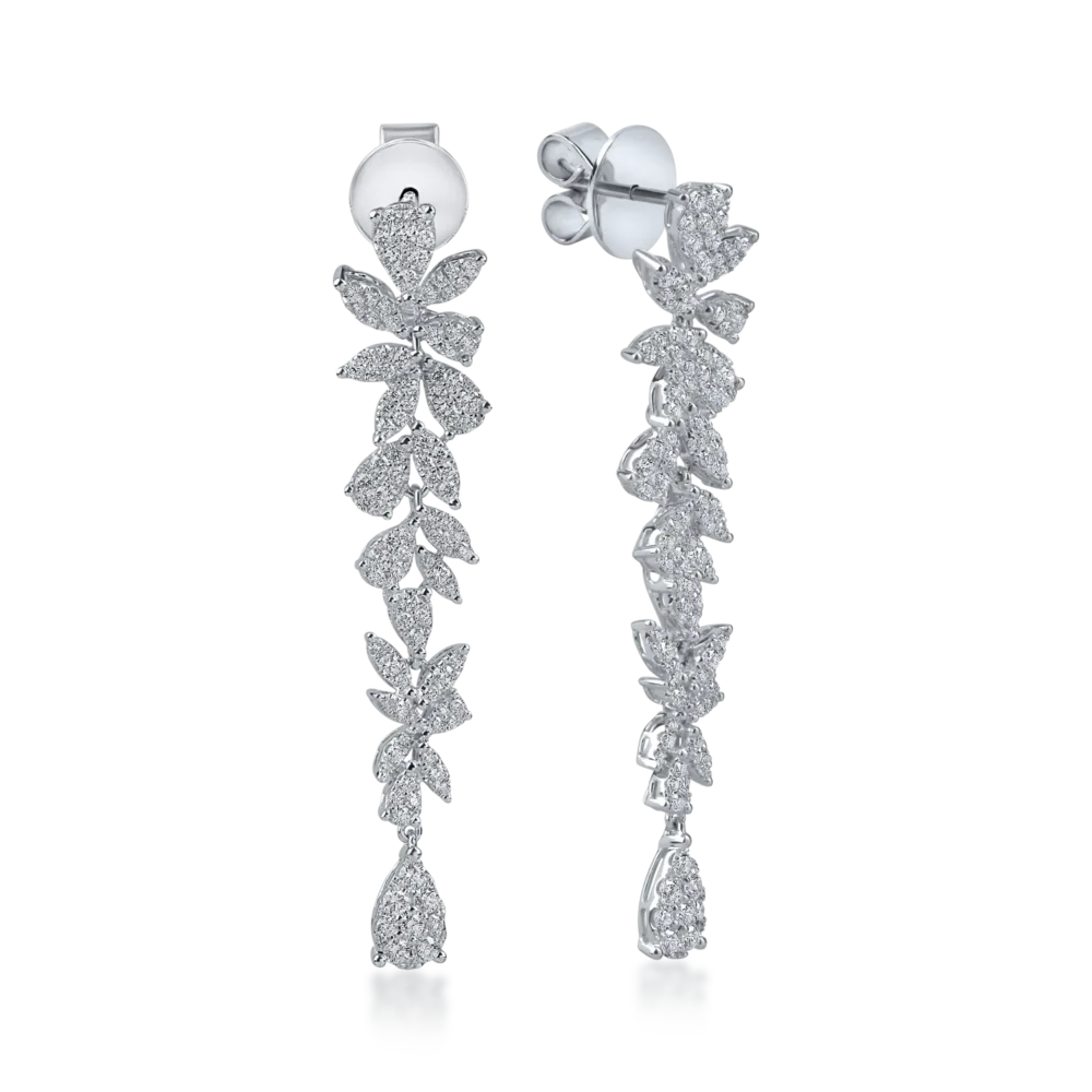 Cercei lungi din aur alb cu diamante de 1.4ct