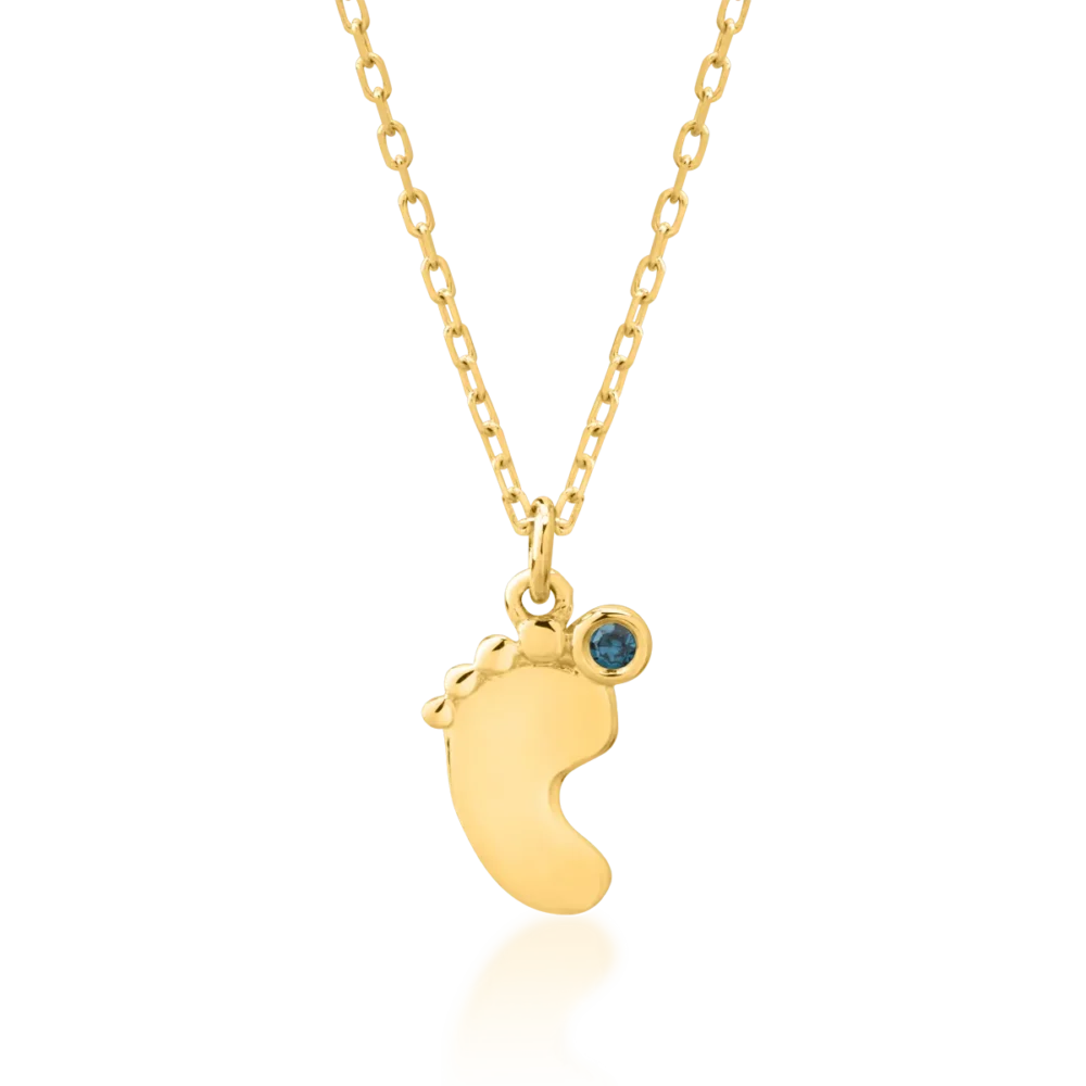 Lant cu pandantiv piciorus pentru copii din aur galben cu diamant albastru de 0.008ct