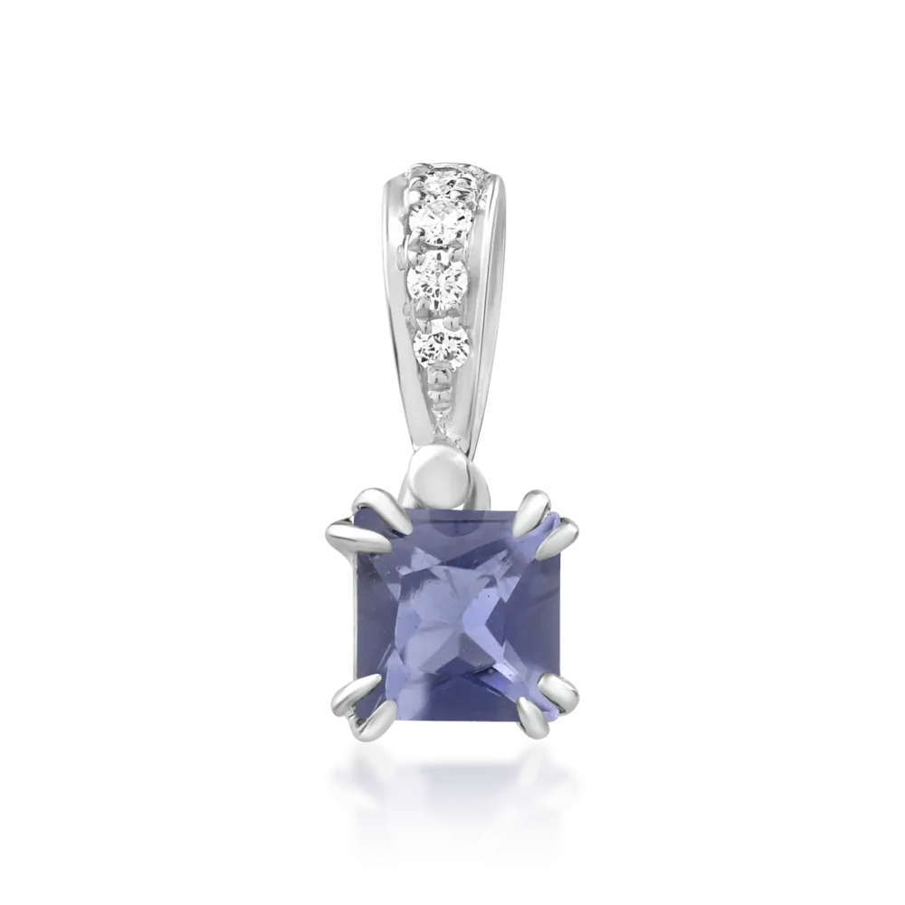 Pandantiv din aur alb cu iolit princess de 0.27ct si diamante de 0.04ct